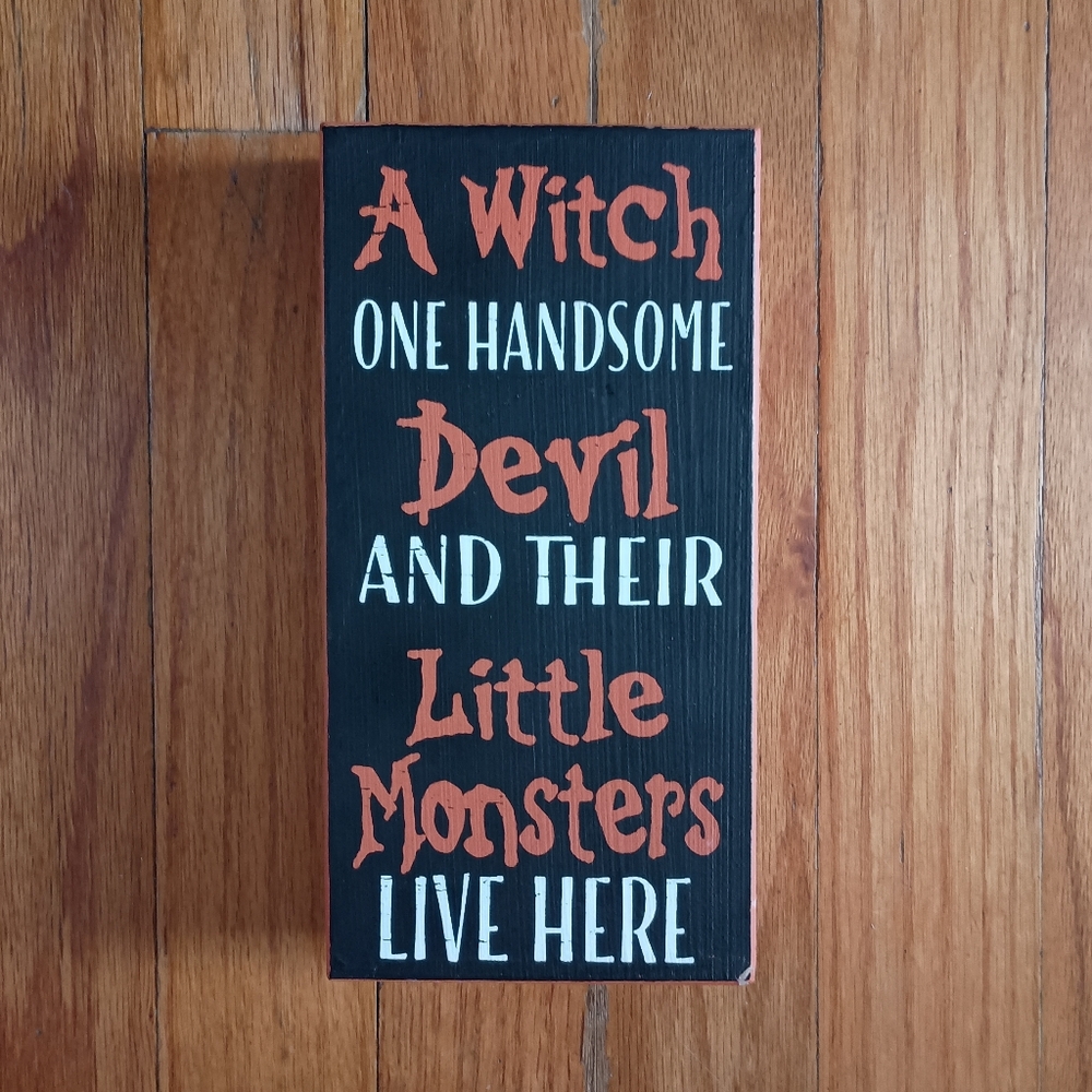 3/$10 🌟 Halloween Wooden Hanging Sign Decor 🎃